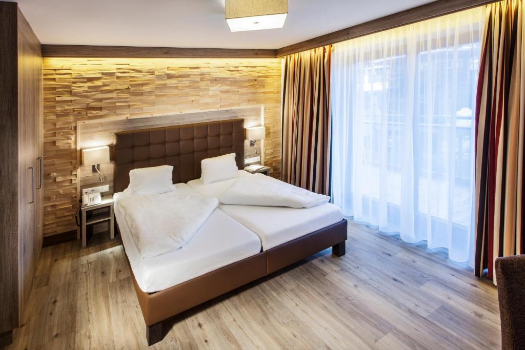 Hotel Am Reiterkogel Saalbach-Hinterglemm Pokój zdjęcie